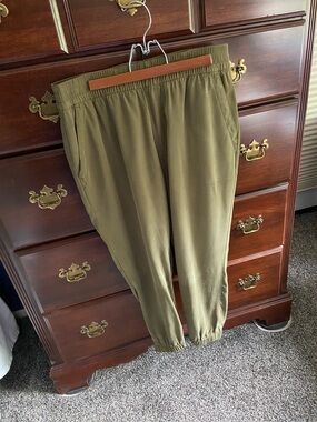 A pair of green jogging pants. Old Navy, size L.